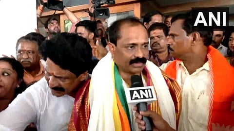 Kerala BJP State Secretary and Kodunganoor ward councillor VV Rajesh has been elected as the Mayor of Thiruvananthapuram Corporation 