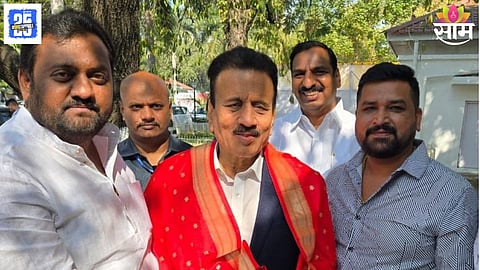 Nashik BJP office sees political tension as Mukesh Shahane’s nomination is rejected while Badgujar family secures tickets.