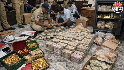 ACB officials during a raid at the residence linked to former Sub-Divisional Officer Venkat Reddy in Telangana.