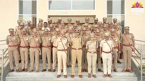 Angry villagers from Inam Dhamani staging a protest at Sangli Police Headquarters demanding strict action after a brutal murder