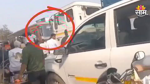 Bhandara : ओव्हरटेक करू शकला नाही; एसटी भररस्त्यात अडवून कारचालकाचा धिंगाणा, VIDEO