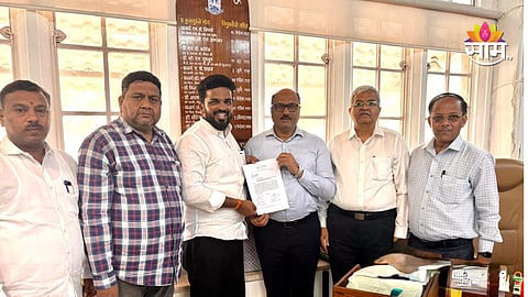 Kandivali college Gujarati signboard controversy