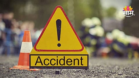 Damaged motorcycles and accident scene on Saswad-Veer road in Pune after a drunk driving crash resulting in two deaths and multiple injuries.