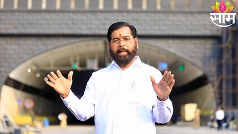 Former Minister Vinayak Patil joins Shiv Sena in presence of Eknath Shinde along with hundreds of supporters in Thane.
