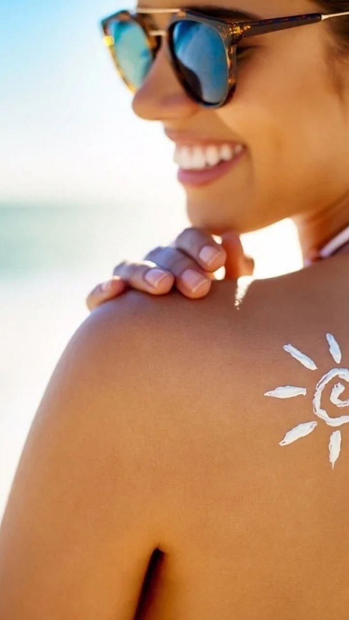 Sunscreen For Skin : सनस्क्रीन लावताना या चुका करु नका| summer season ...