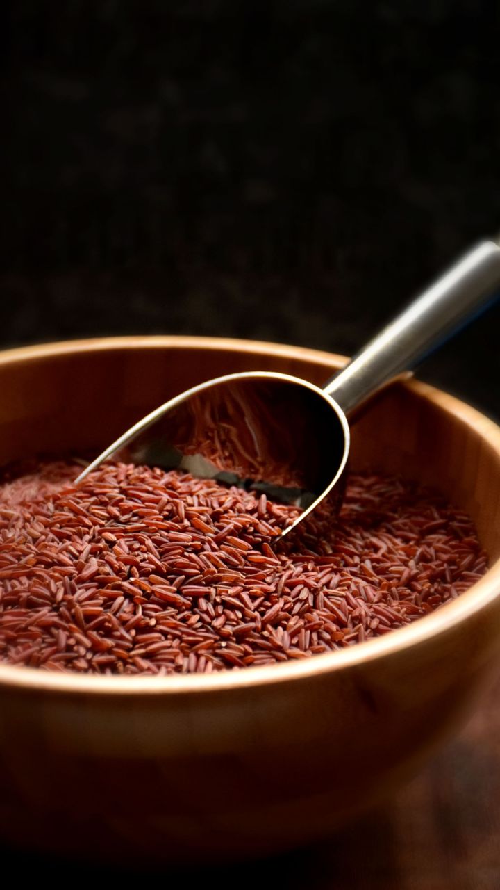 Red Rice Benefits : रोजच्या आहारात 'रेड राईस'चा समावेश करा; आरोग्याला ...