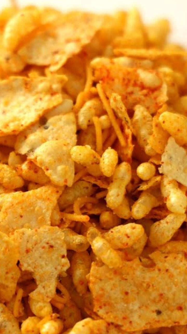 Papad Chivda Recipe : शाळेतून आल्यावर मुलांसाठी ५ मिनिटांत बनवा पापड ...