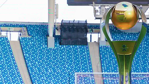 الأهلي يستضيف الطائي للهروب من الهبوط.. وضمك للمحافظة على مركزه