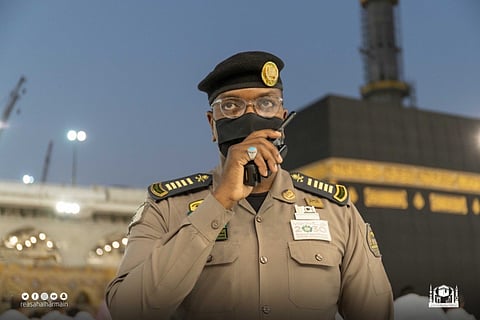 500 كادر أمن مدني يساهمون في إدارة وتنظيم الحشود داخل المسجد الحرام
