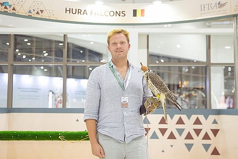 بلجيكي يبيع 70% من صقوره في 5 أيام بالمزاد الدولي لمزارع إنتاج الصقور