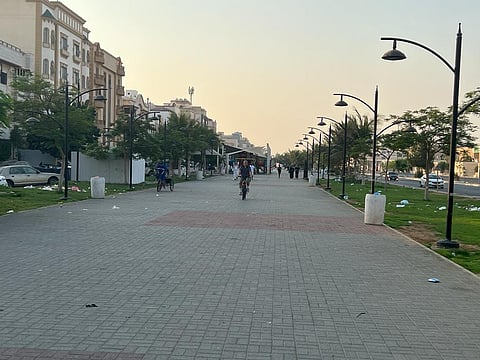 تفاعلًا مع "سبق".. أمانة جدة: باشرنا رفع المبعثرات في "ممشى اليمامة"
