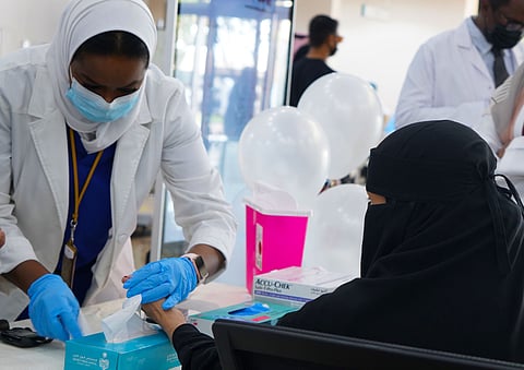 الخدمات الطبية بـ"الداخلية" تنظم فعاليات توعوية في اليوم العالمي للسكري