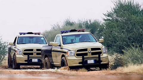 "الأمن البيئي" تضبط مواطناً أشعل النار في أراضي الغطاء النباتي بمحمية الأمير محمد بن سلمان الملكية