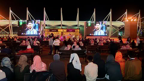مهرجان الملك عبدالعزيز للإبل يتيح للحضور مشاهدة المباراة النهائية لكأس العالم