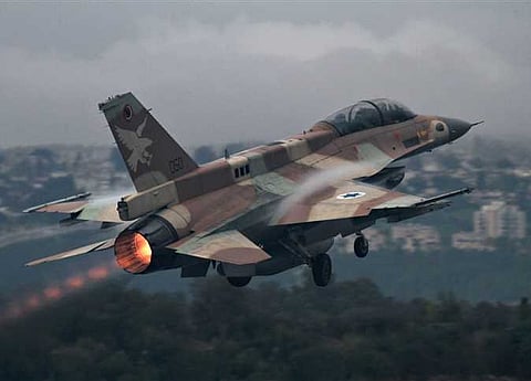 فجر اليوم.. طائرات الاحتلال الإسرائيلي تقصف مناطق في قطاع غزة