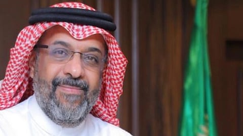 رئيس مجلس إدارة شركة قو للاتصالات الدكتور عيسى بن يسلم باعيسى