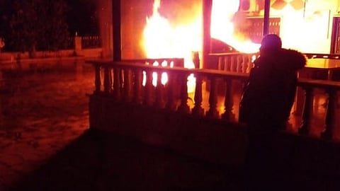 خطف وتسوية.. لبناني رفضته عائلة فتاة تقدم للزواج منها فأمطر منزلها بالقنابل