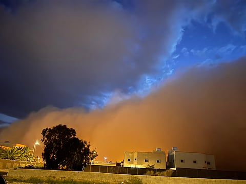 عاصفة غبارية على "الجوف".. و"الأرصاد" تصدر تنبيهًا متقدّمًا
