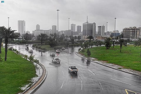 استمرار تأثير الحالة الماطرة الربيعية على مناطق واسعة من المملكة خلال الأيام القادمة