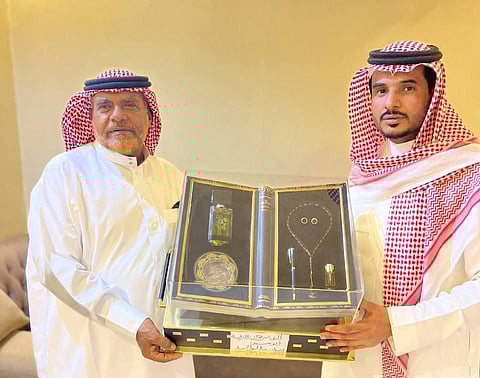 "الخبراني" يحتفل بترقيته إلى "رئيس رقباء" بشرطة الرياض