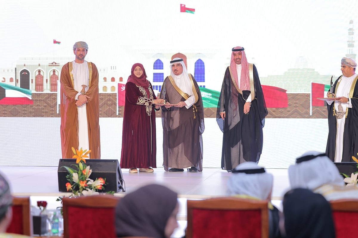 Add Image Description