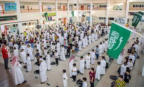 تحت شعار "رسول العِلم شكرًا".. اليوم العالمي للمعلم يرسخ مكانة المعلم في بناء الأجيال