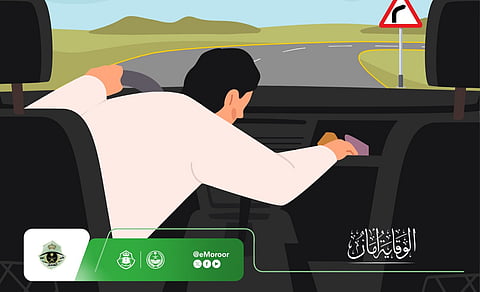 الحوادث تقع في ثوانٍ.. "المرور" يحذر من ترك مقود المركبة خلال القيادة