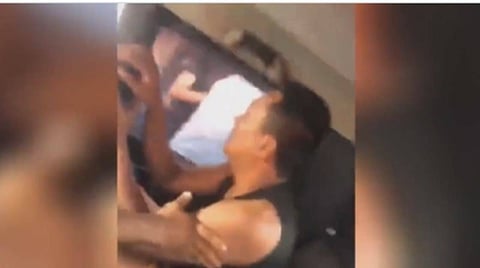 شاهد .. فلسطينيون يوثّقون أسر عدد من الجنود الإسرائيليين