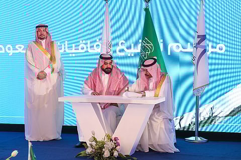 بالصور.. أمين الطائف يوقّع 9 اتفاقيات استثمارية نوعية بأكثر من مليار ريال