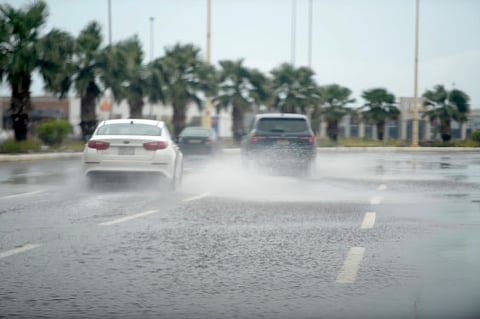 المركز الوطني للأرصاد: أمطار متوسطة ورياح شديدة السرعة على منطقة نجران