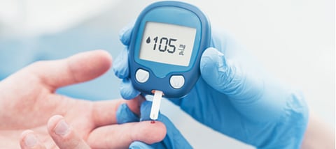 مستشفى حراء: يجب على مريض السكري مناقشة حالته مع الطبيب المعالج قبل صيام رمضان