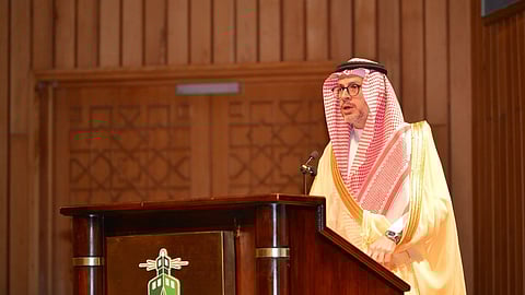 رئيس جامعة الملك عبدالعزيز طريف الأعمى