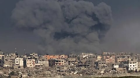 بينهم طفلان.. 7 شهداء فلسطينيين في قصف إسرائيلي لخيام النازحين وسط وجنوب غزة