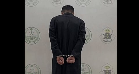 بالتعاون مع "الرياضة".. شرطة القصيم تطيح بمواطن هدّد آخر في مقطع متداول
