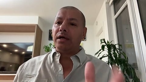 استشاري جراحة المخ والأعصاب الدكتور إبراهيم الثبيتي