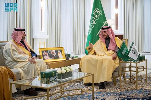 أمير الجوف يستقبل رئيس الغرفة التجارية وينوه بمشاركة المنطقة في المعرض الدولي للتمور