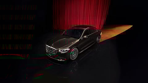 سيارات الفئة (S) من مرسيديس- بنز تحصد الإشادة والإعجاب