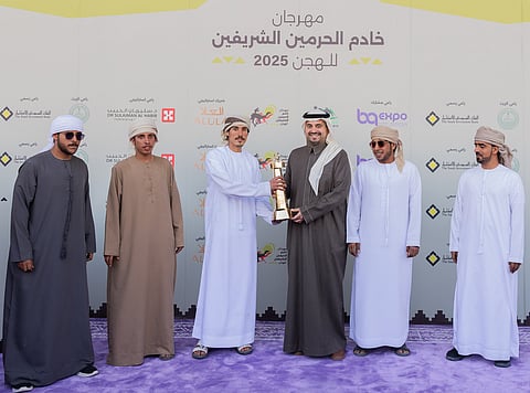 مهرجان خادم الحرمين الشريفين للهجن: "بن جلوي" يتوج الأبطال.." طويق "أول مطية عمانية تتوَّج بالكأس 