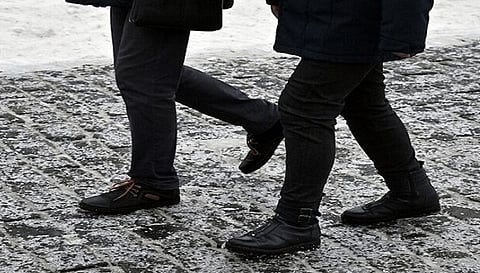 كيف تمشي أنت؟.. طبيبة نفسية تكشف دلالات طريقة المشي على الصحة النفسية والجسدية