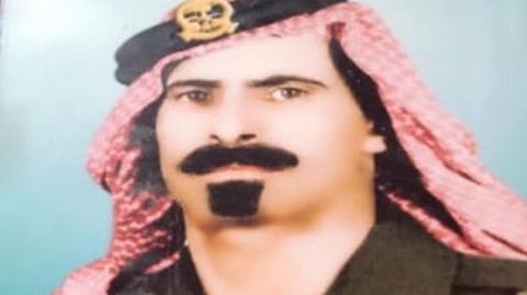 ‪شارك في عمليات تطهير الحرم المكي .. الموت يغيّب الرقيب الشمري