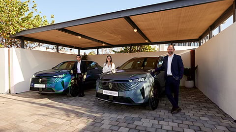 "بيجو" تطلق سيارتَيْ 3008 و5008 الجديدتَيْن