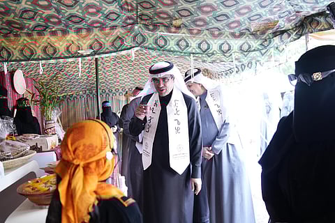 مدير "تعليم الطائف" يشارك المدارس احتفالات يوم التأسيس ويشيد بجهودها