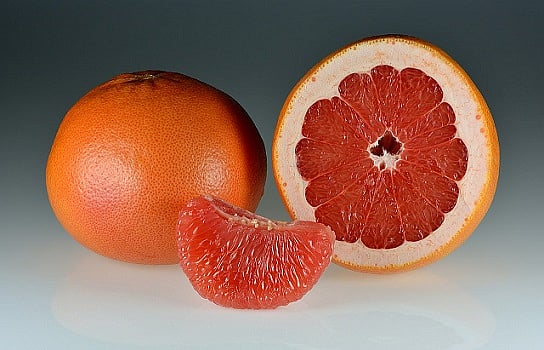 sabq%2F2025-02-13%2Fnr55o6hp%2FGrapefruits.jpg