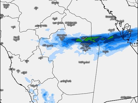 العصيمي: أمطار ديمية متوقعة صباح وظهر الثلاثاء على الرياض ومناطق أخرى