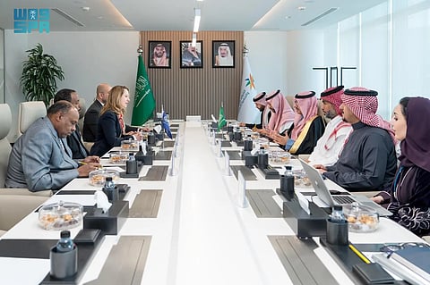 نائب وزير الموارد البشرية يبحث مع مدير عام المنظمة الدولية للهجرة تعزيز التعاون المشترك