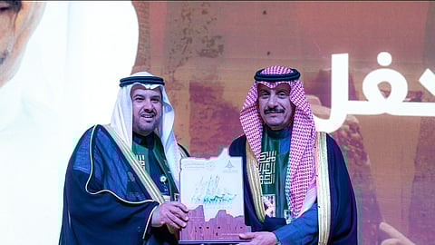 محافظ حفر الباطن يشهد احتفاء يوم التأسيس ويدشّن معرض أماكن في الذاكرة