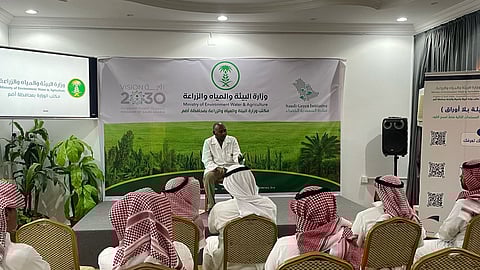 "بيئة أضم" تنظم ورشة عمل حول الأمراض المشتركة بين الإنسان والحيوان