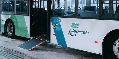 24 ساعة طوال رمضان.. حافلات المدينة خدمة مستمرة من المطار إلى المسجد النبوي