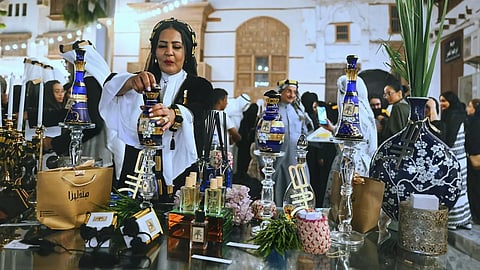 شاهد.. بسطات البلد تجسّد عبق رمضان وذكريات الماضي في جدة التاريخية