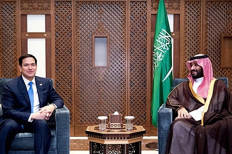 هنا تُوضع نهاية الحرب الروسية الأوكرانية.. وزير الخارجية الأمريكي يتحدث عن لقائه بمحمد بن سلمان قُبيل محادثات جدة